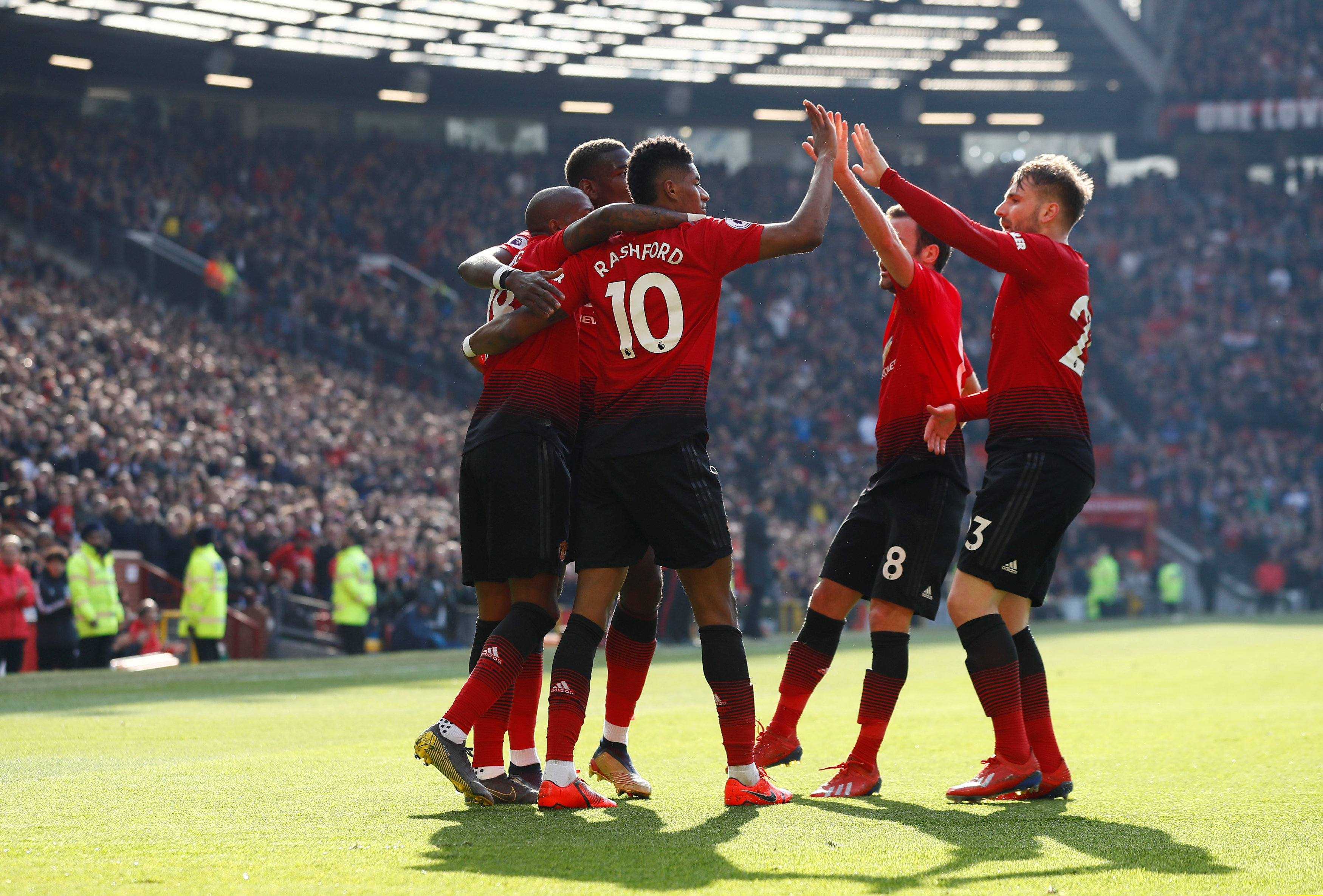 与防守之间 与防守之间